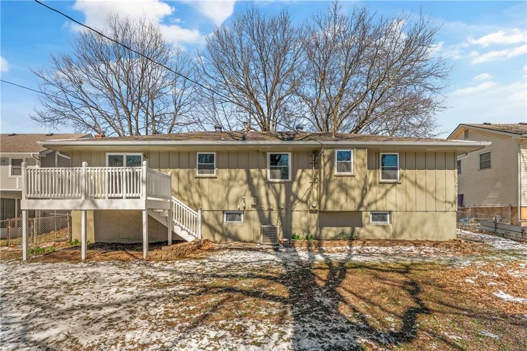 517 Stacey Drive — photo 32
