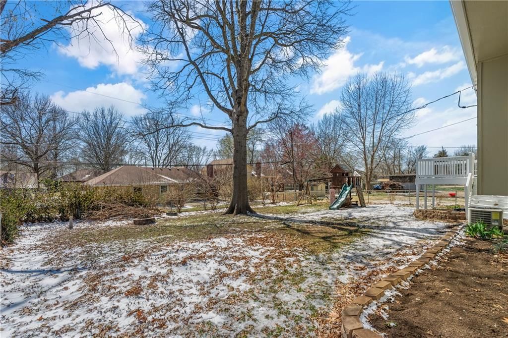 517 Stacey Drive — photo 36