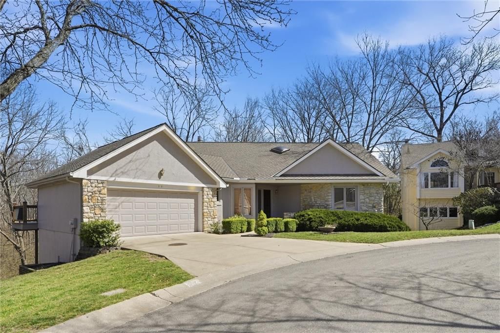 22 W 123rd Terrace, Kansas City, MO