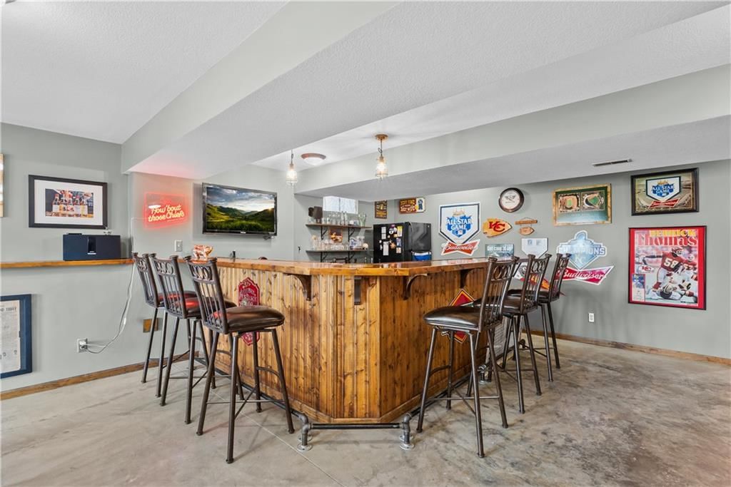 1008 SW Whistle Drive — photo 38