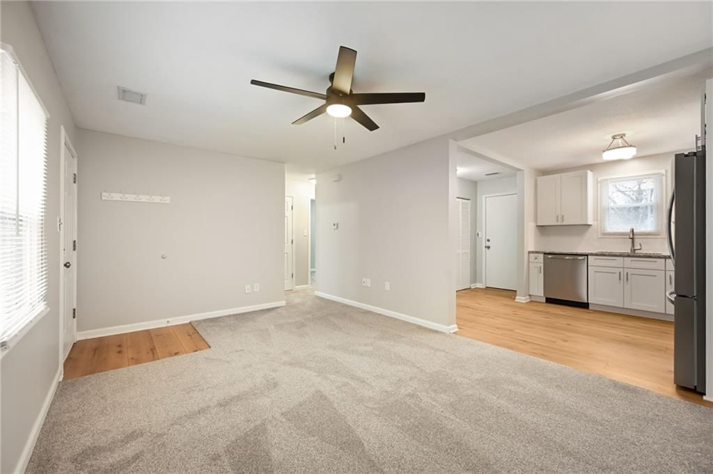 5117 CREST Drive — photo 4