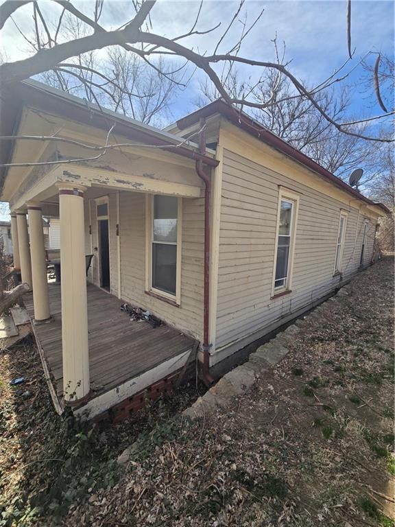 1618 Main Street — photo 3