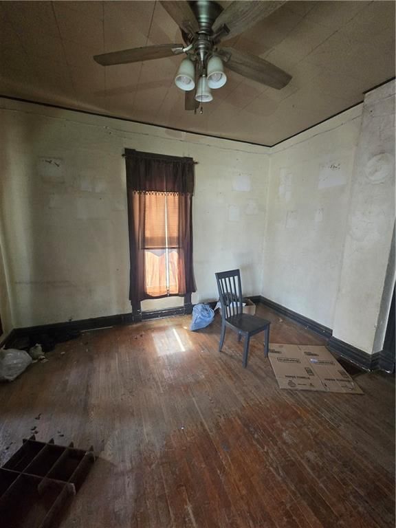 1618 Main Street — photo 17