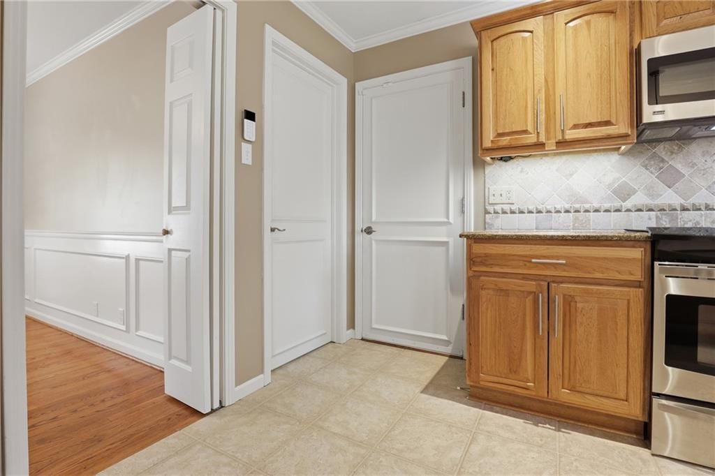 6909 W 98th Terrace — photo 16