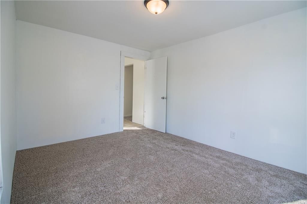 119 E 15th Terrace — photo 13