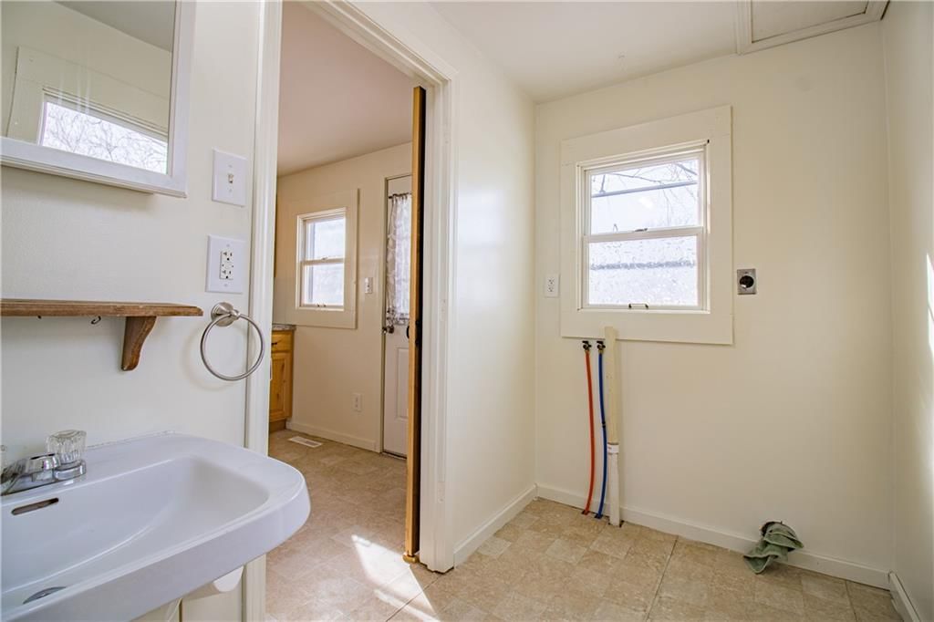 119 E 15th Terrace — photo 15