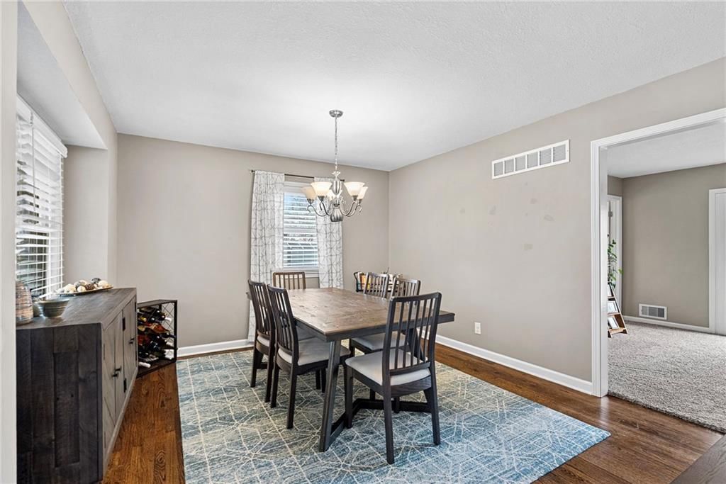 12110 W 93rd Street — photo 4