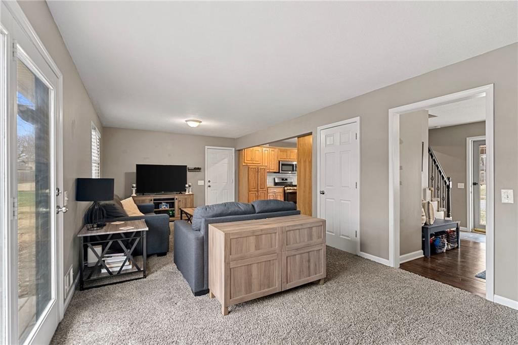 12110 W 93rd Street — photo 8
