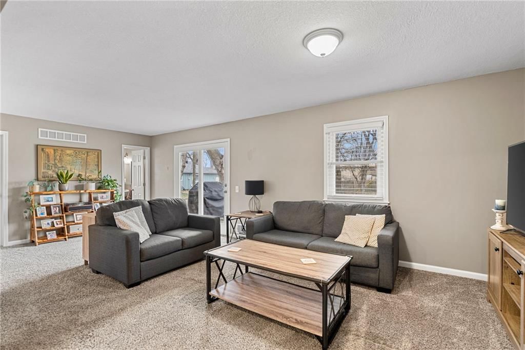 12110 W 93rd Street — photo 9