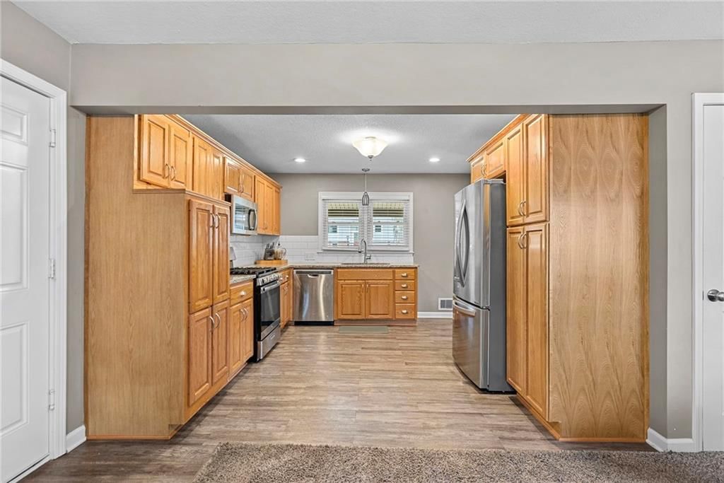 12110 W 93rd Street — photo 10
