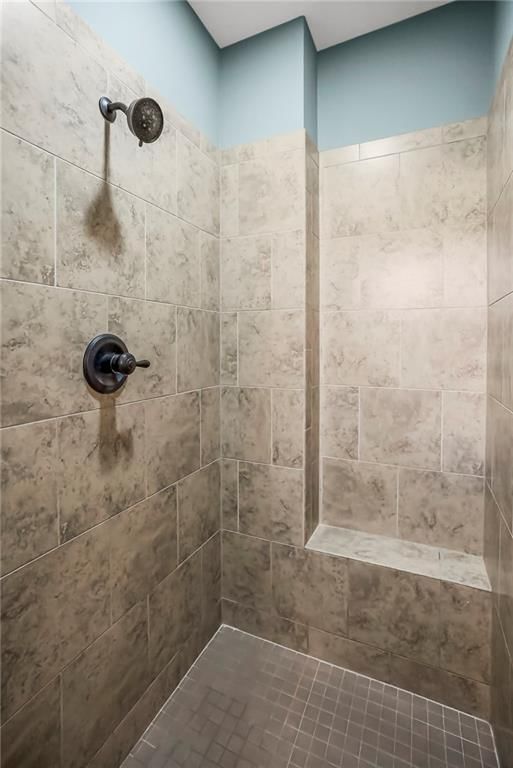 2301 W Piatt Lane — photo 19