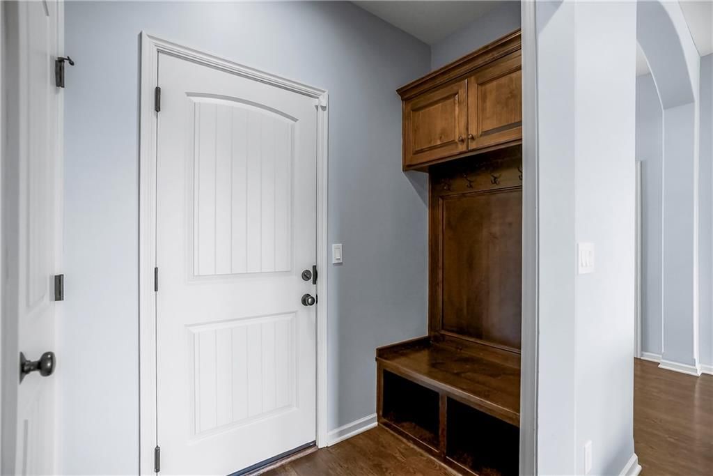 2301 W Piatt Lane — photo 22