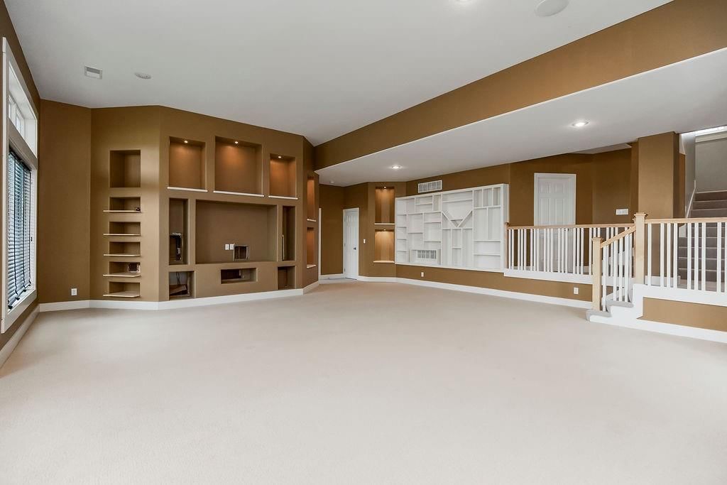 24115 W 68th Street — photo 30