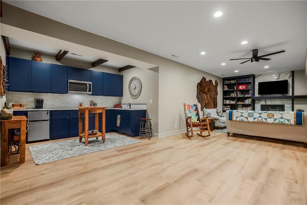 16804 Bradshaw Street — photo 26