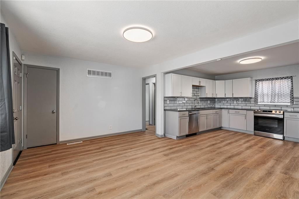 2400 S Crescent Avenue — photo 7