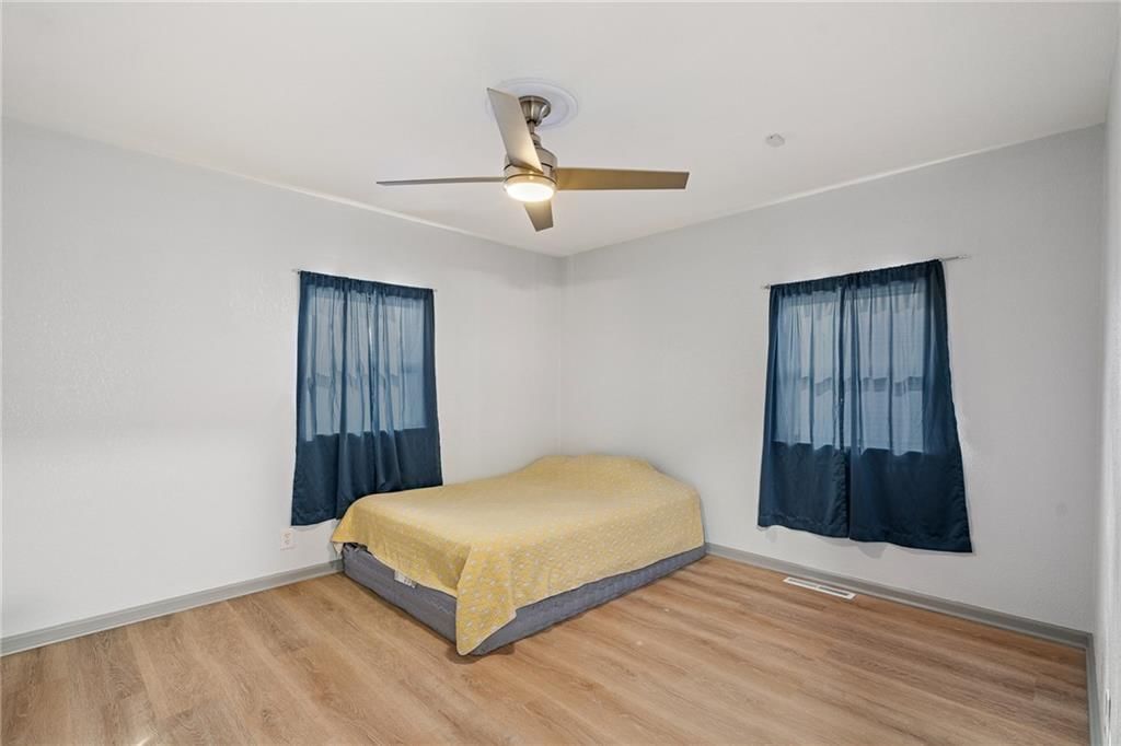 2400 S Crescent Avenue — photo 13