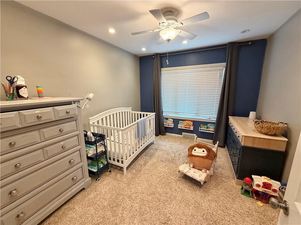 607 W Dakota Street — photo 21