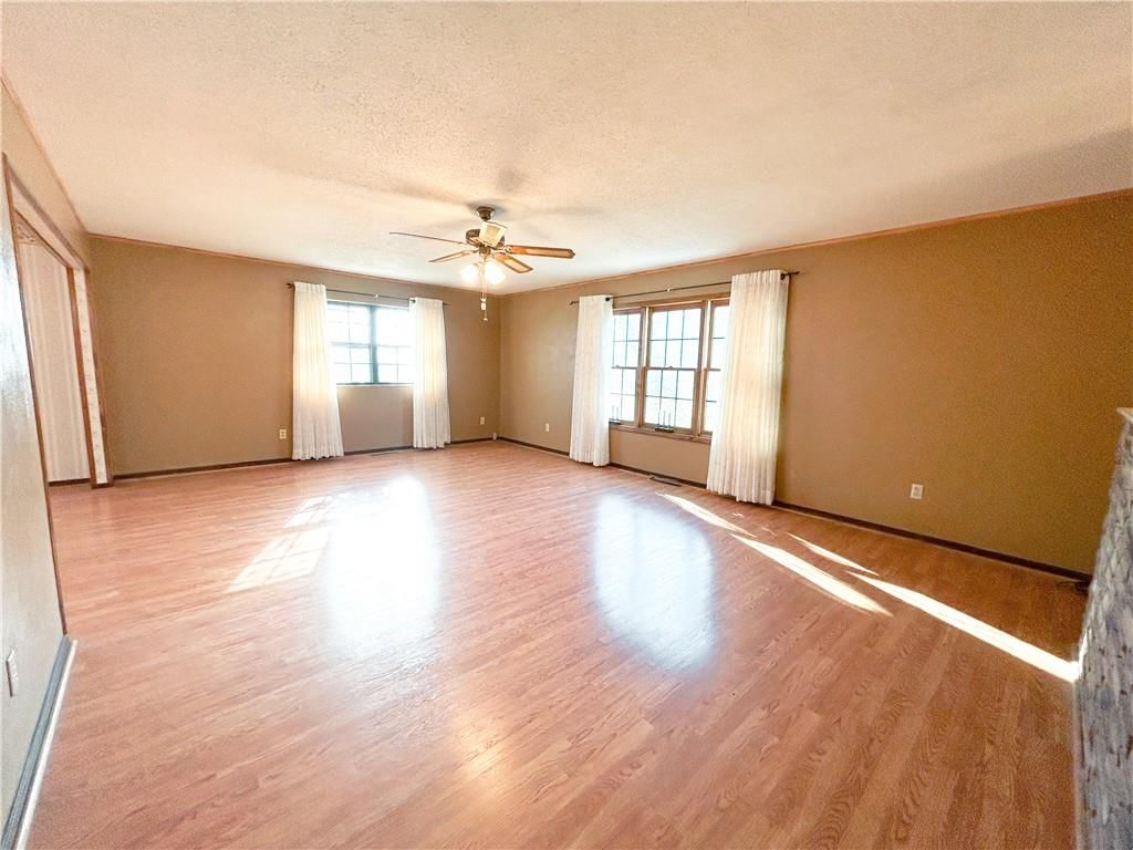 1045 Yale Road — photo 6