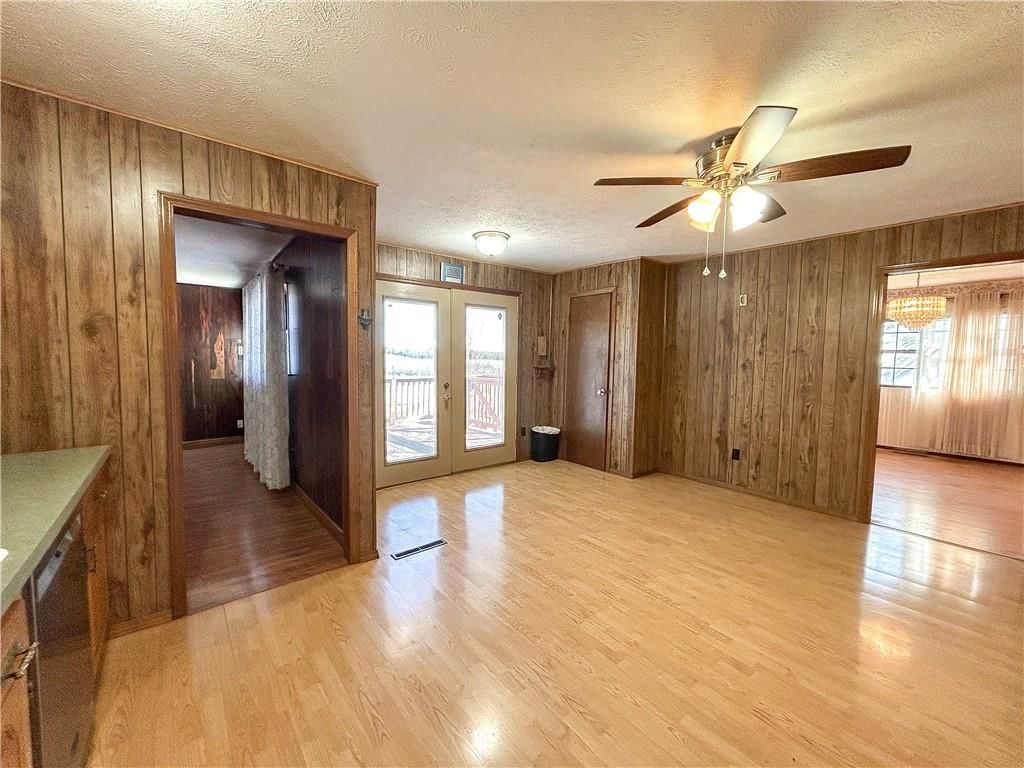 1045 Yale Road — photo 21