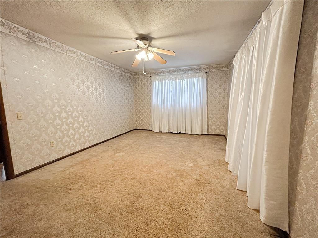 1045 Yale Road — photo 33