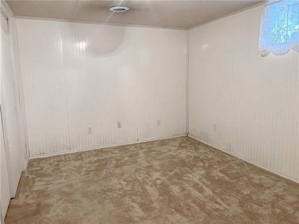 1045 Yale Road — photo 45