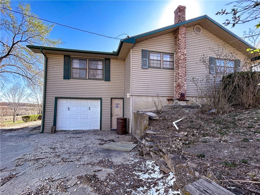 1045 Yale Road — photo 50
