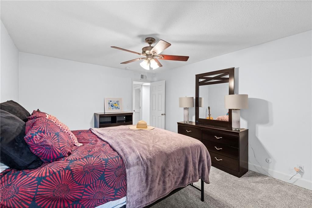 4727 Jarboe Street — photo 18