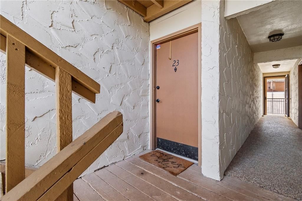 4727 Jarboe Street — photo 23