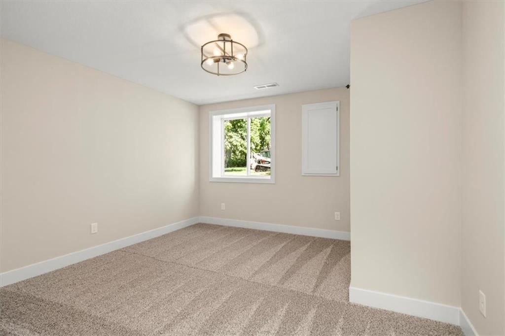 1325 N Holland Court — photo 21