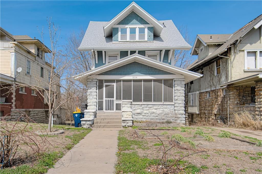 3116 E Linwood Boulevard — photo 2