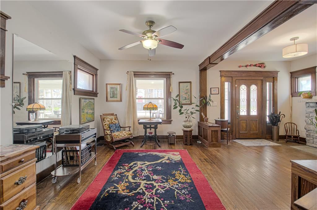 3116 E Linwood Boulevard — photo 5
