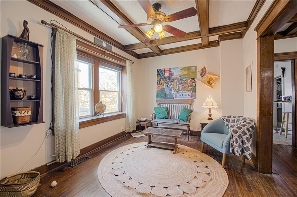 3116 E Linwood Boulevard — photo 7