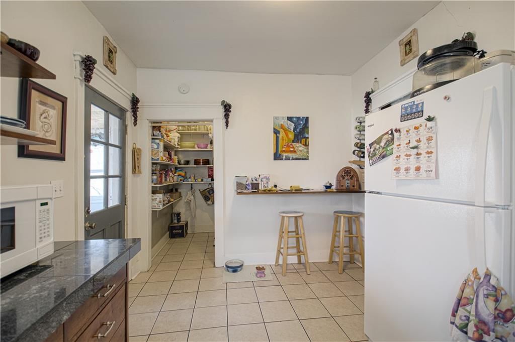 3116 E Linwood Boulevard — photo 16