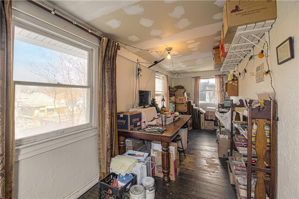 3116 E Linwood Boulevard — photo 19