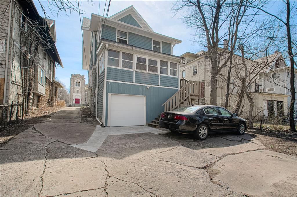 3116 E Linwood Boulevard — photo 25