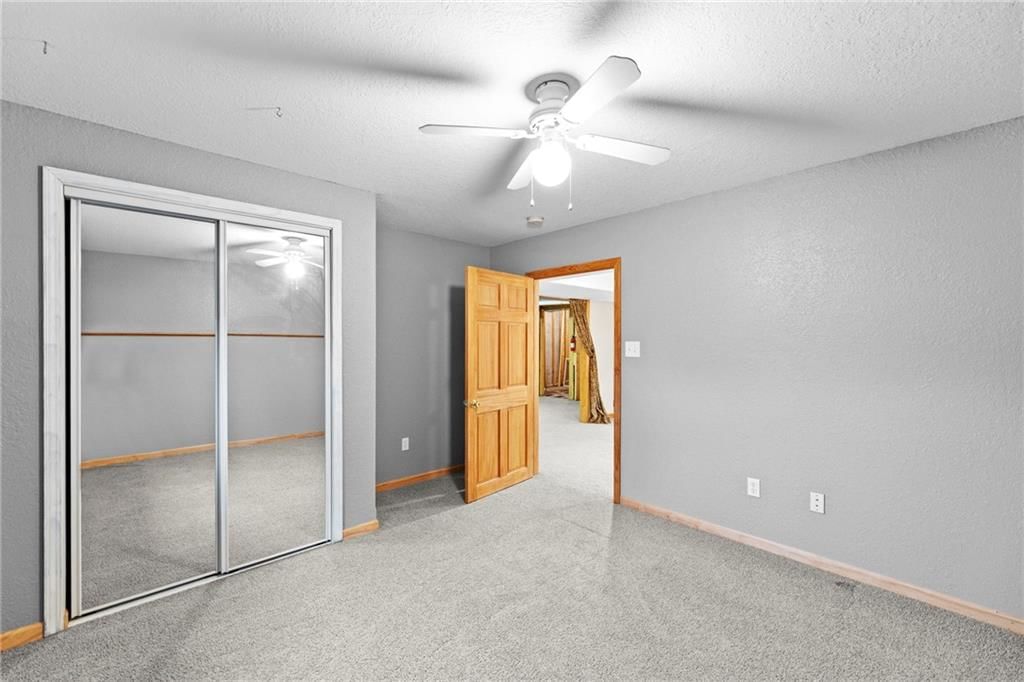 169 E 1600th Road — photo 35