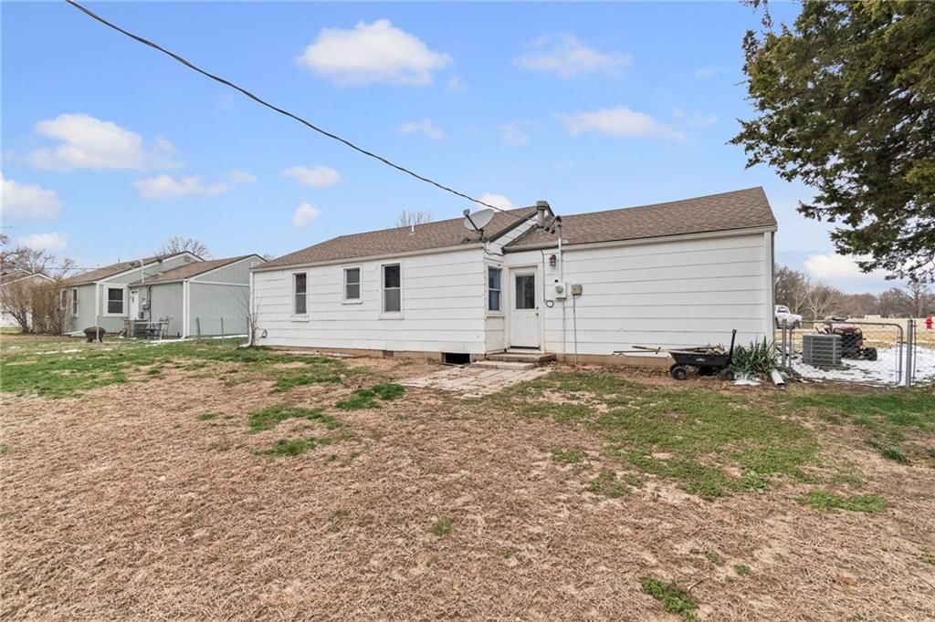 309 Joseph Street — photo 23
