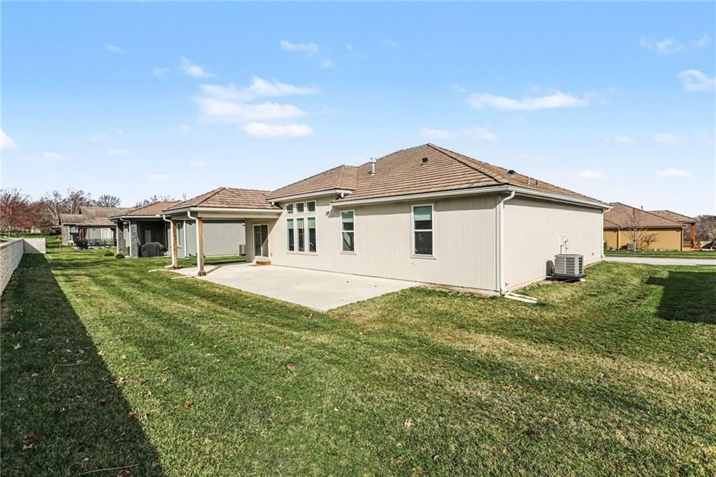 525 NE Sienna Place — photo 27