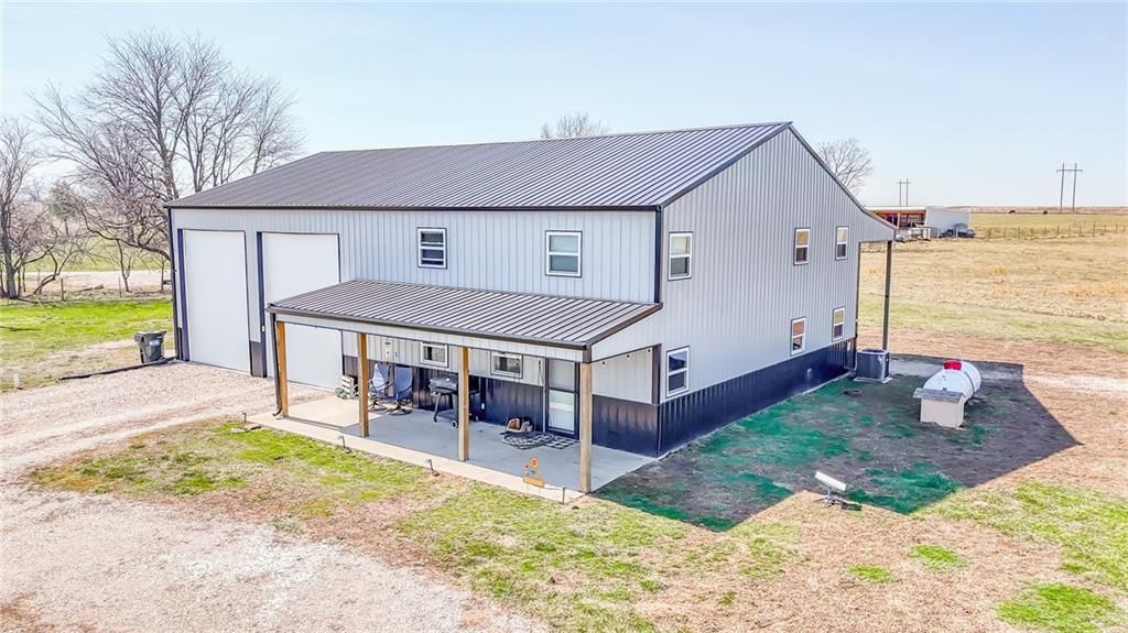 120 SW County Road U Highway — photo 3