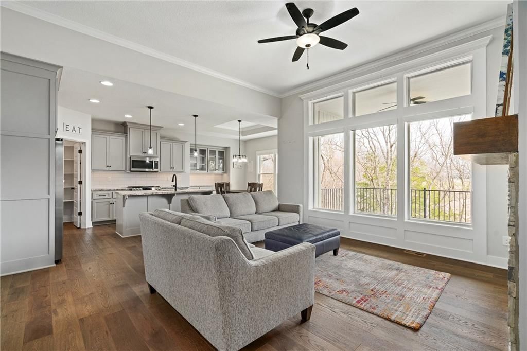 8525 Primrose Street — photo 3