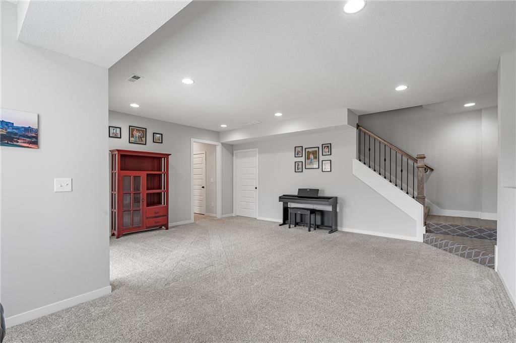 8525 Primrose Street — photo 20
