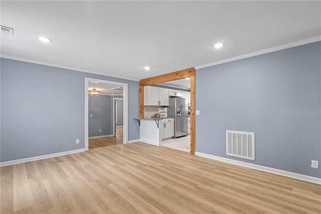 1625 Main Street — photo 5