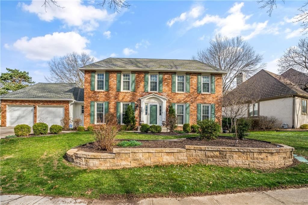 8698 W 101st Street, Overland Park, KS