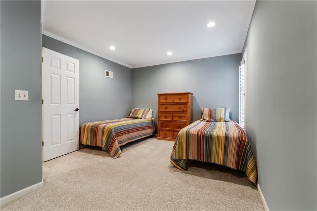 8698 W 101st Street — photo 31