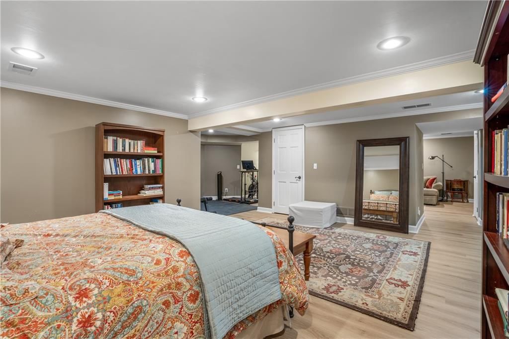 8698 W 101st Street — photo 38