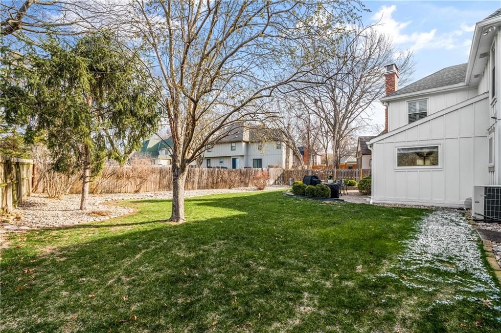 8698 W 101st Street — photo 46