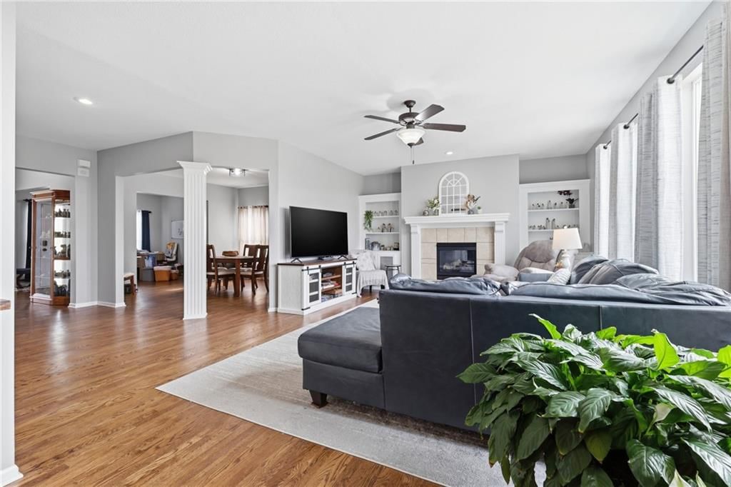 21741 W Summer Street — photo 4