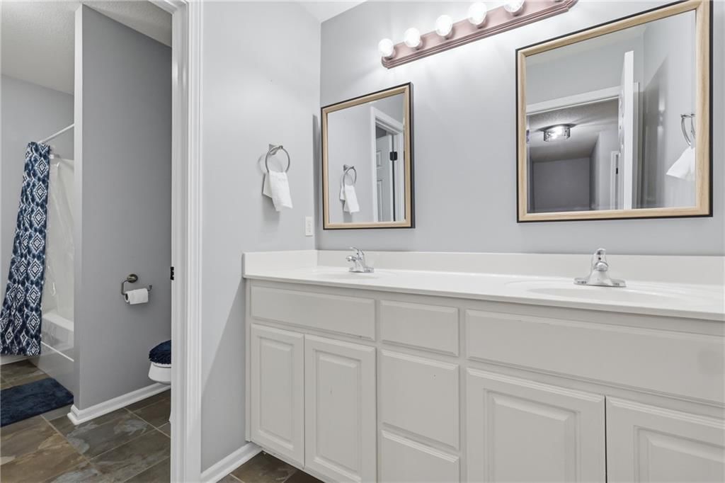 21741 W Summer Street — photo 17