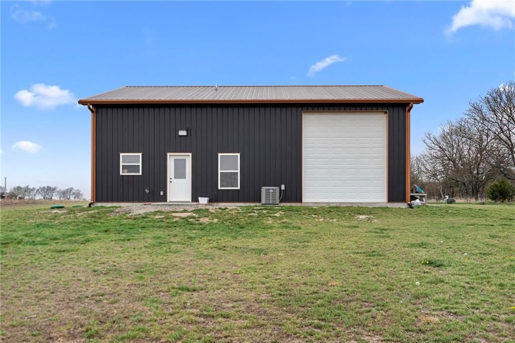 15231 Edgerton Road — photo 23