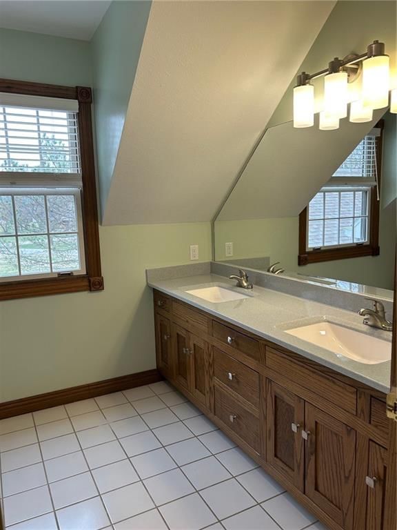 110 Huntington Circle — photo 15
